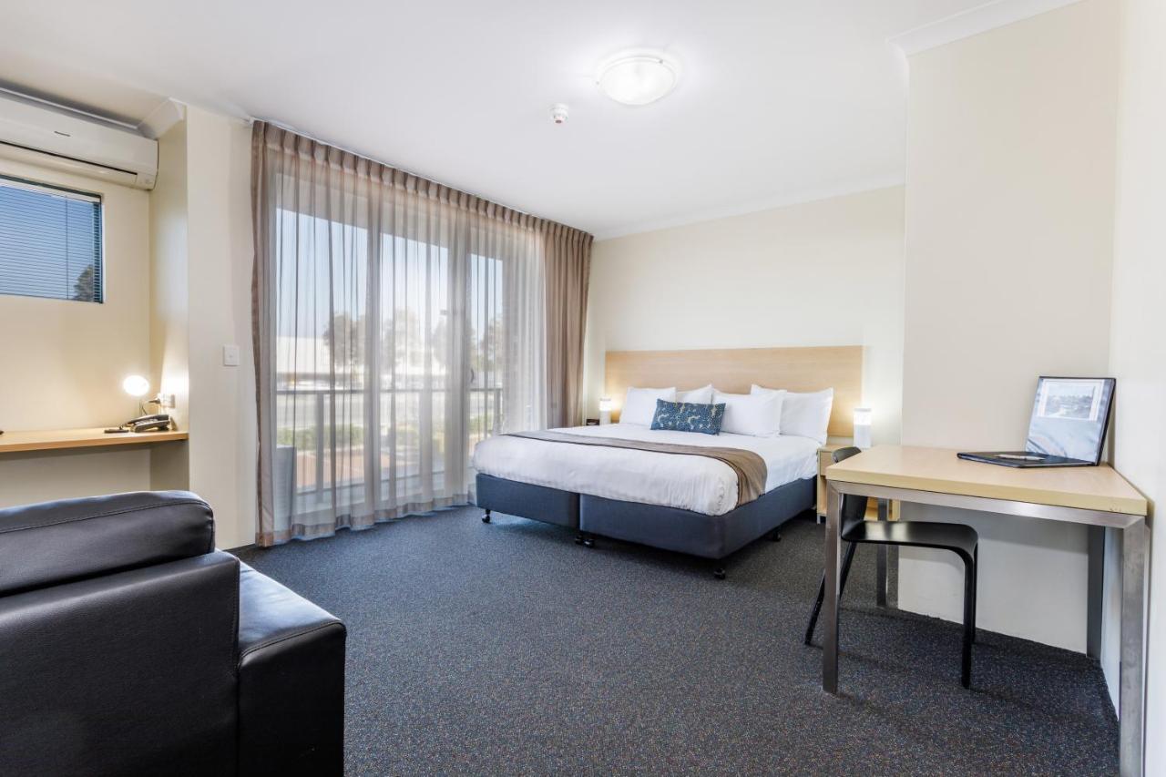 Perth Ascot Central Apartment Hotel Official Kültér fotó
