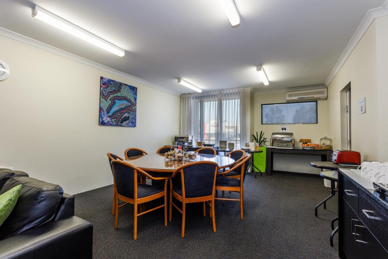 Perth Ascot Central Apartment Hotel Official Kültér fotó