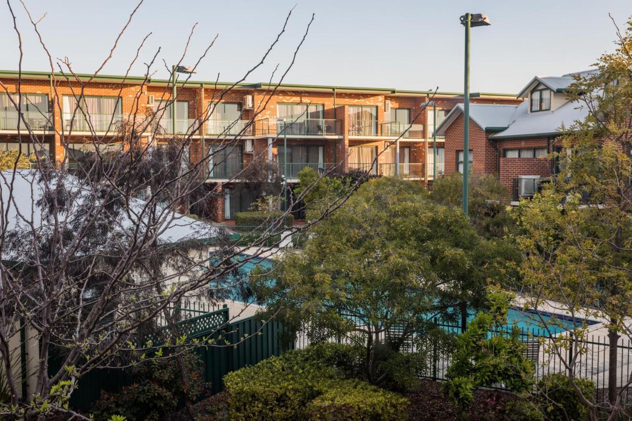 Perth Ascot Central Apartment Hotel Official Kültér fotó