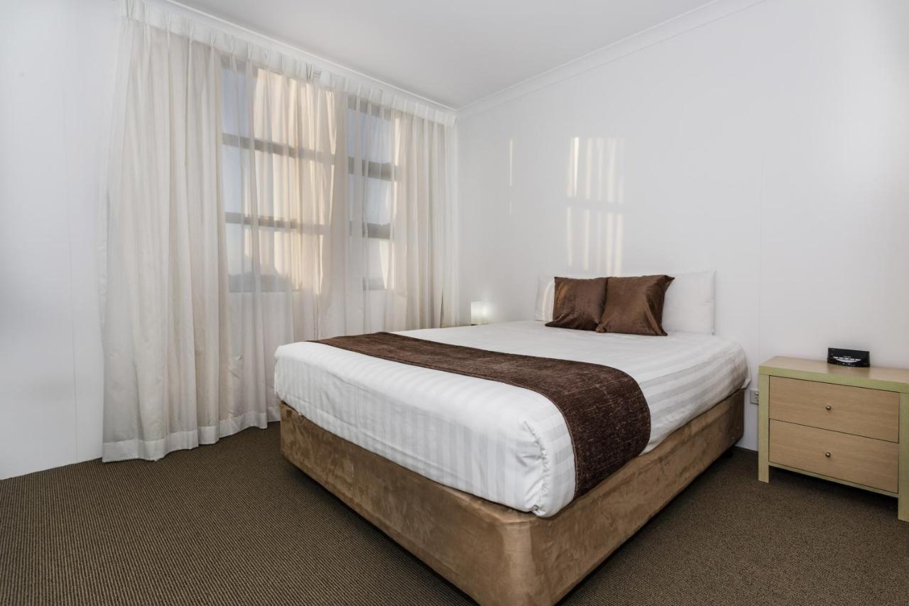 Perth Ascot Central Apartment Hotel Official Kültér fotó