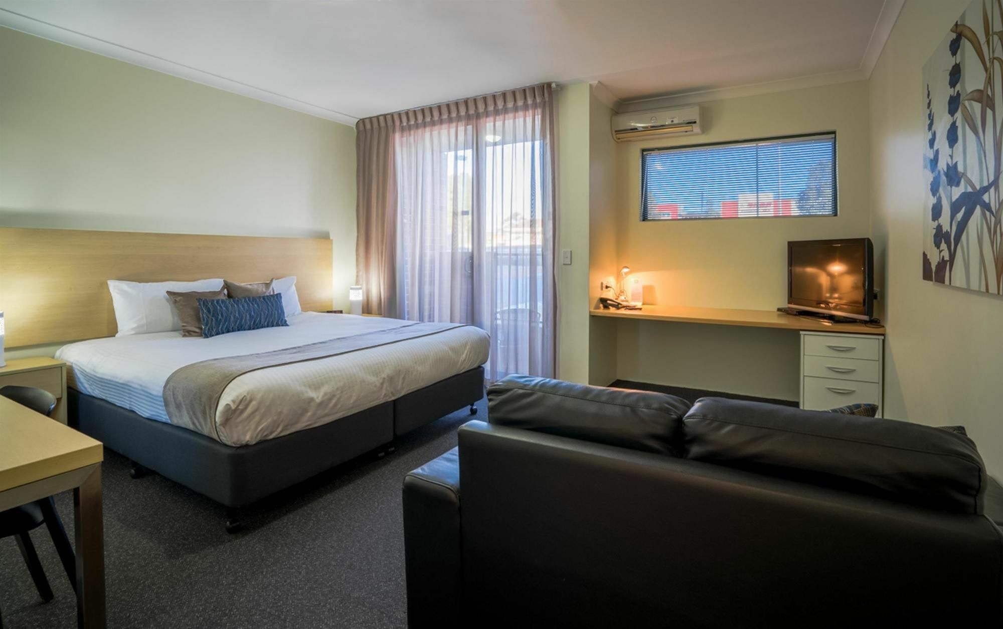 Perth Ascot Central Apartment Hotel Official Kültér fotó