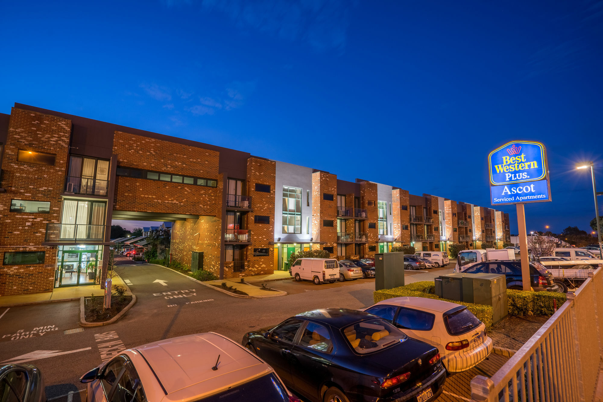 Perth Ascot Central Apartment Hotel Official Kültér fotó